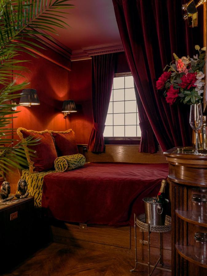 House Of Gods Royal Mile Hotel EDI Buitenkant foto